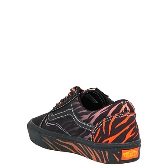 Low Top Tiger Stripe Vans - Picture 3 of 8